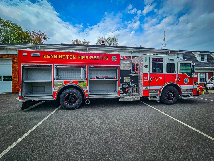 Pierce Velocity Rescue Pumper exterior view, photo 9 of 56