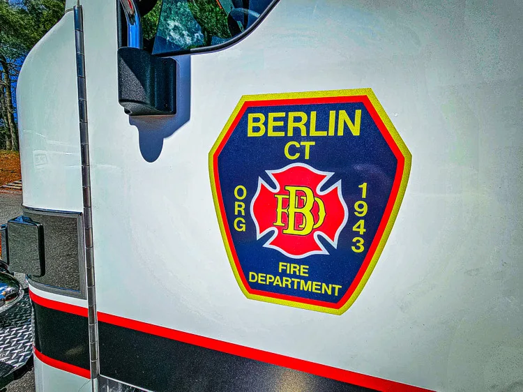 Pierce Velocity Rescue Pumper exterior view, photo 15 of 41