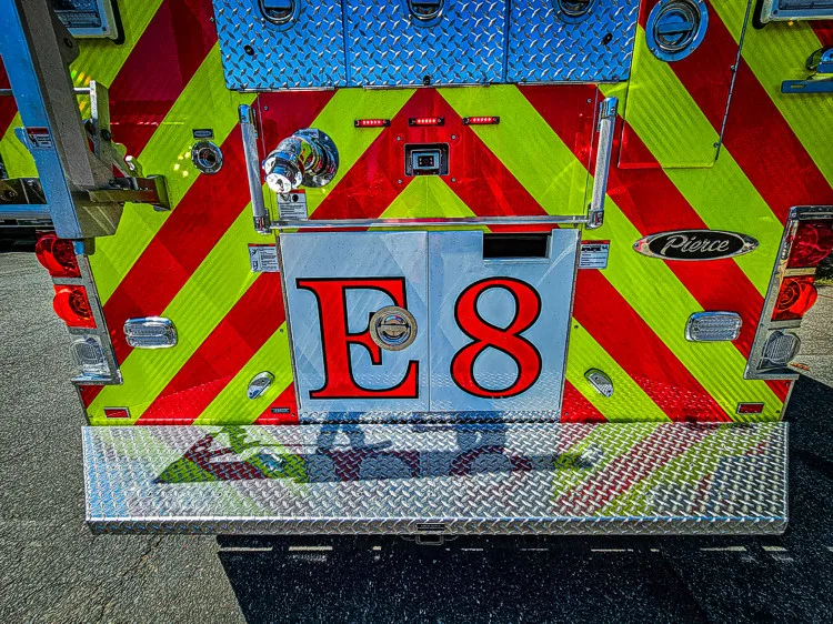 Pierce Velocity Rescue Pumper exterior view, photo 35 of 41