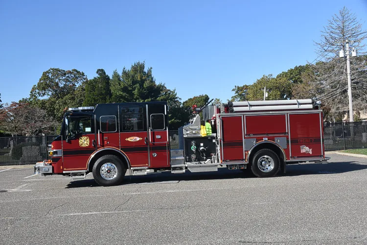 Pierce Impel Pumper exterior view, photo 13 of 50