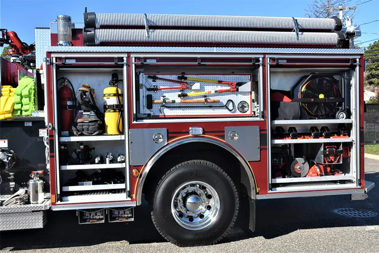 Pierce Impel Pumper exterior view, photo 15 of 50