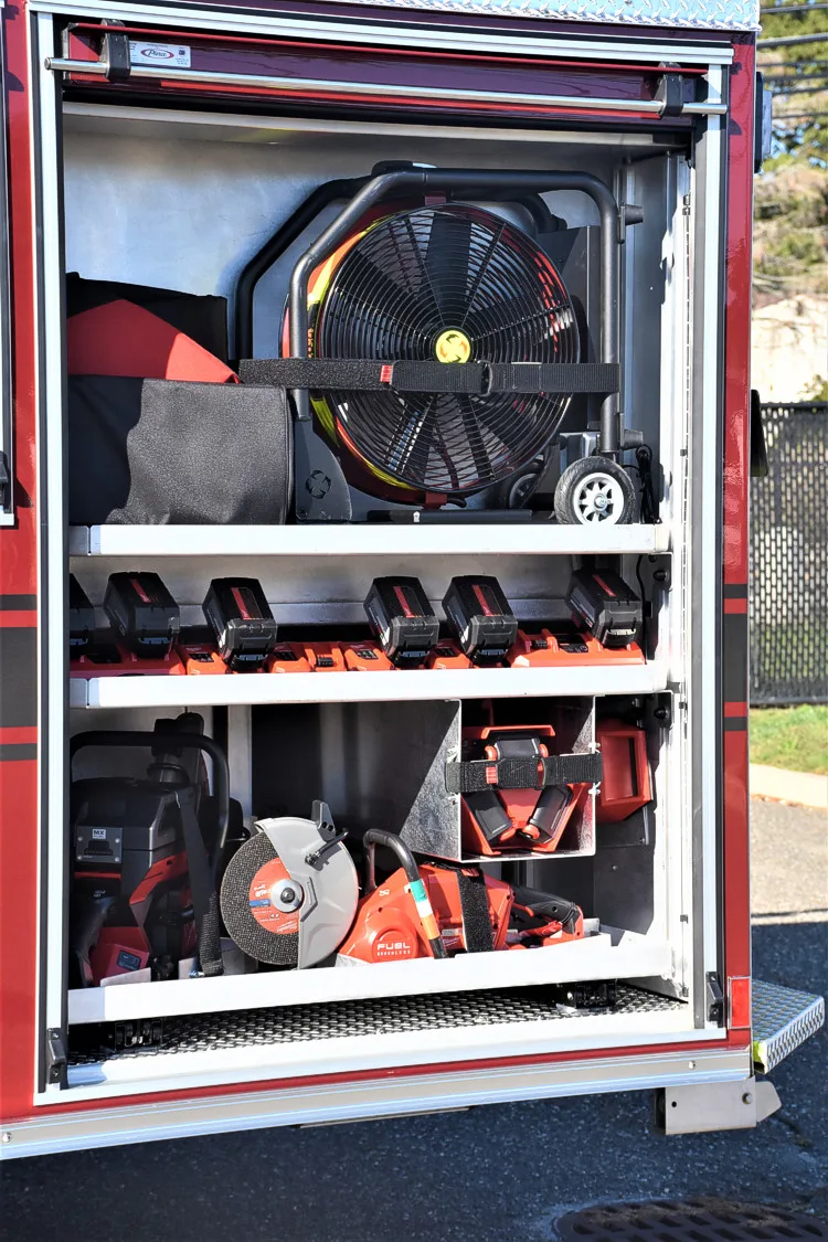 Pierce Impel Pumper exterior view, photo 21 of 50