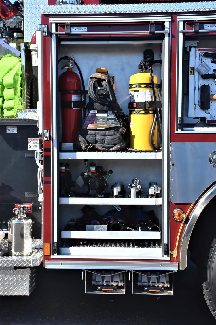 Pierce Impel Pumper exterior view, photo 22 of 50