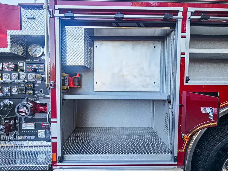 Pierce Velocity Pumper exterior view, photo 13 of 42