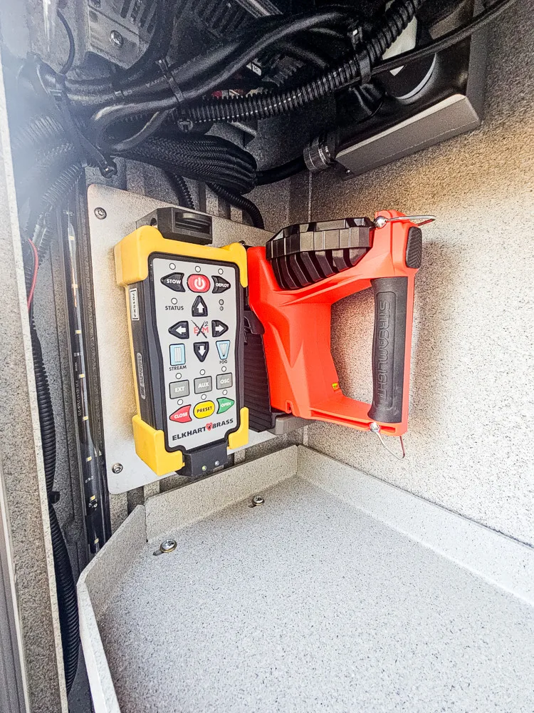 Pierce Velocity Pumper exterior view, photo 18 of 42