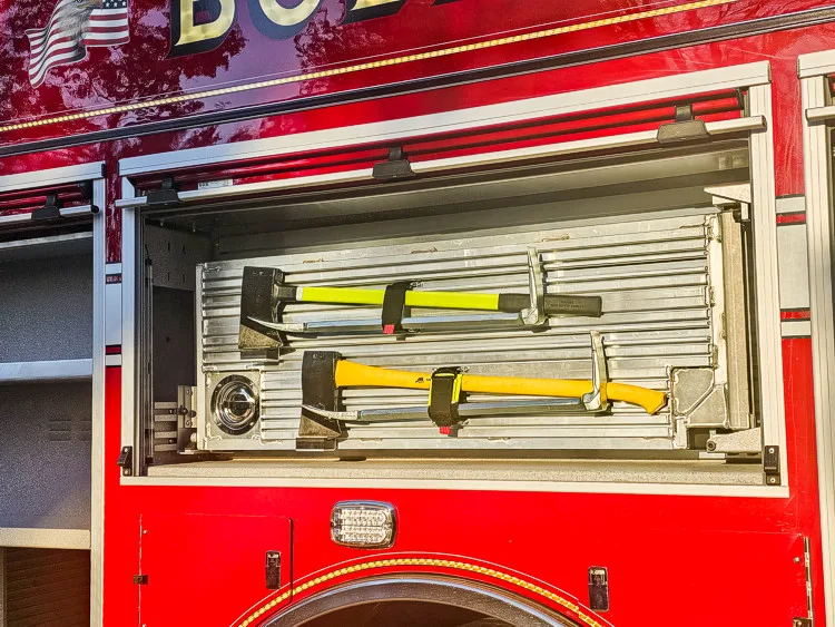 Pierce Velocity Pumper exterior view, photo 26 of 42