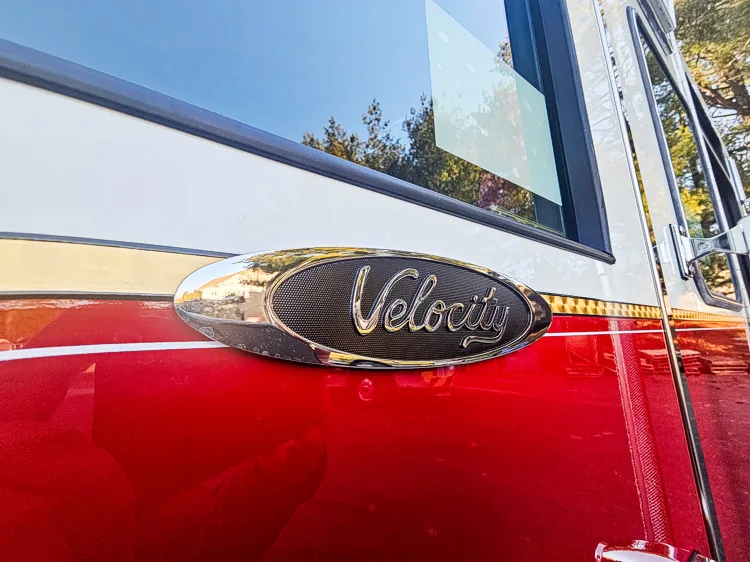 Pierce Velocity Pumper exterior view, photo 9 of 42