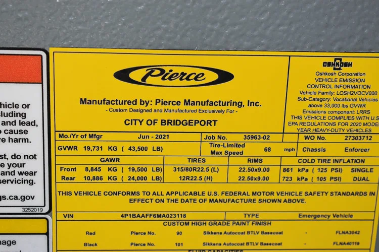 Pierce Enforcer Pumper exterior view, photo 13 of 31