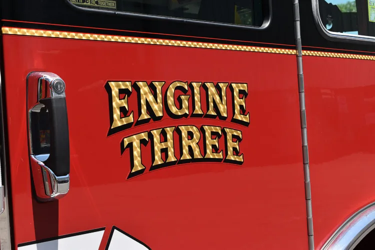 Pierce Enforcer Pumper exterior view, photo 15 of 31