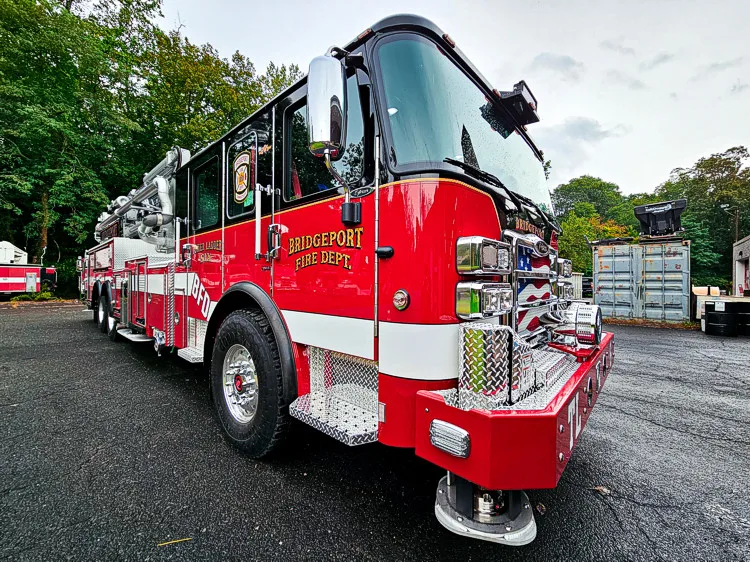 Pierce Enforcer Aerial exterior view, photo 13 of 40