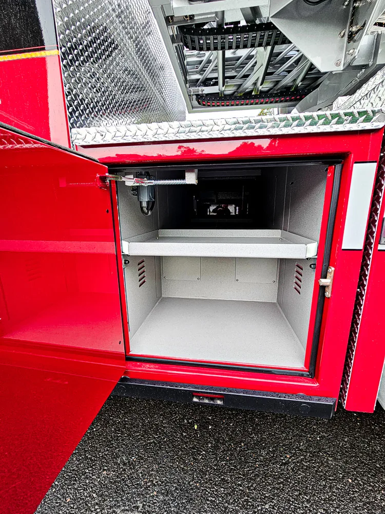 Pierce Enforcer Aerial exterior view, photo 31 of 40