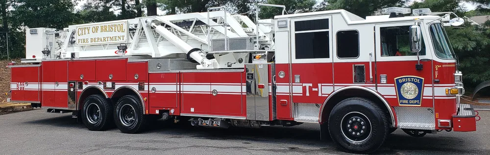 Pierce Arrow elevated exterior view, photo 44 of 44