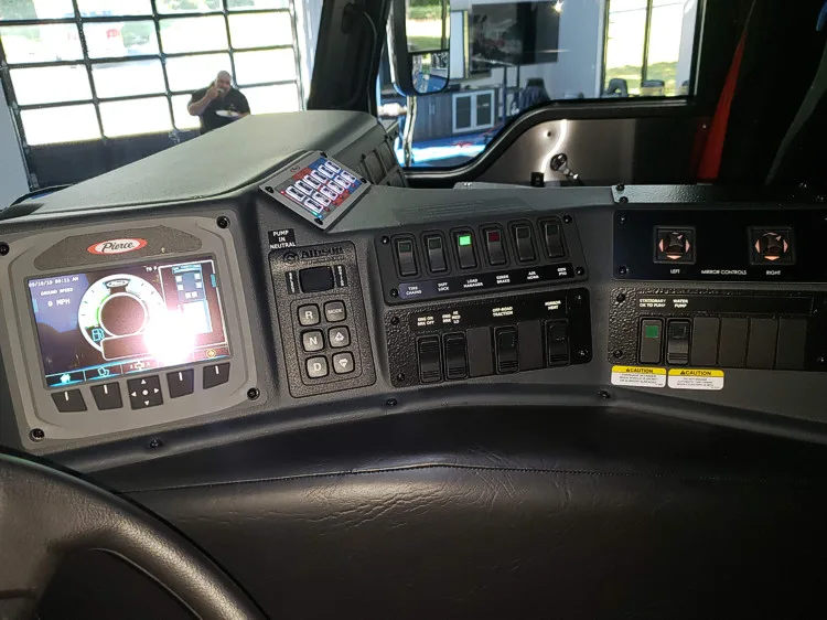 Pierce Velocity Pumper exterior view, photo 30 of 34