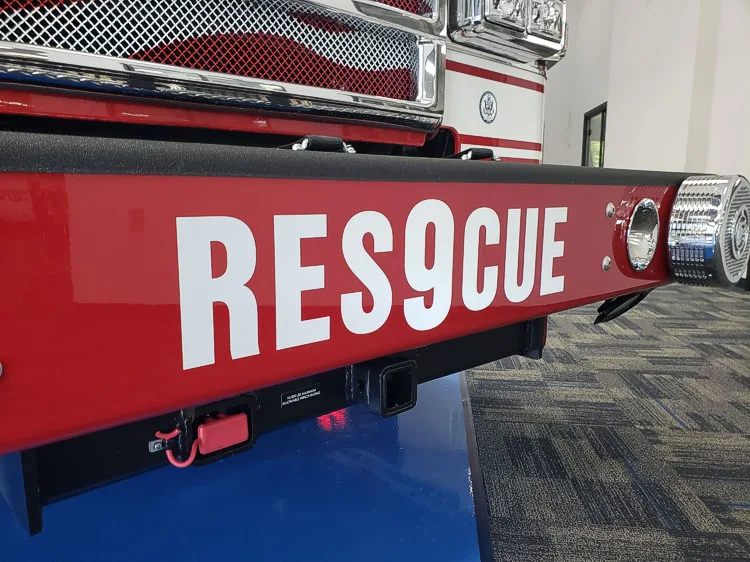 Pierce Velocity Pumper exterior view, photo 32 of 34