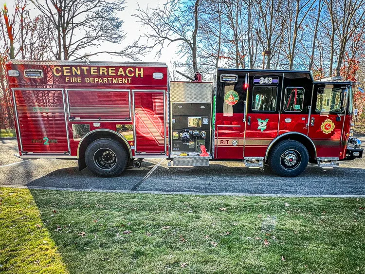 Pierce Enforcer Pumper exterior view, photo 10 of 37