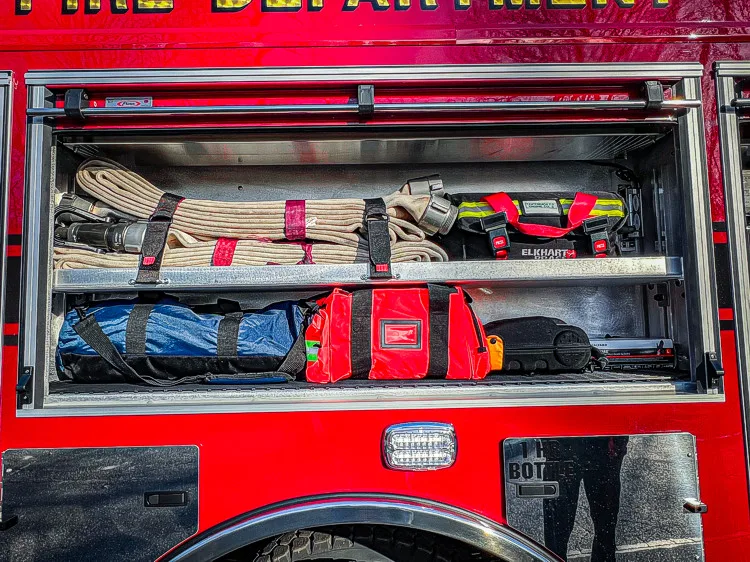 Pierce Enforcer Pumper exterior view, photo 23 of 37