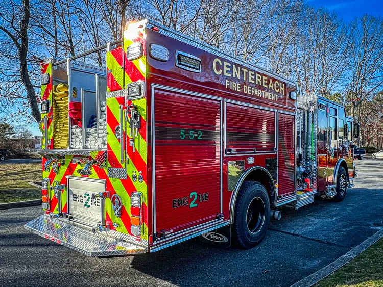 Pierce Enforcer Pumper exterior view, photo 6 of 37