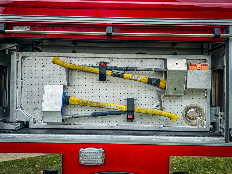 Pierce Enforcer Pumper exterior view, photo 18 of 56