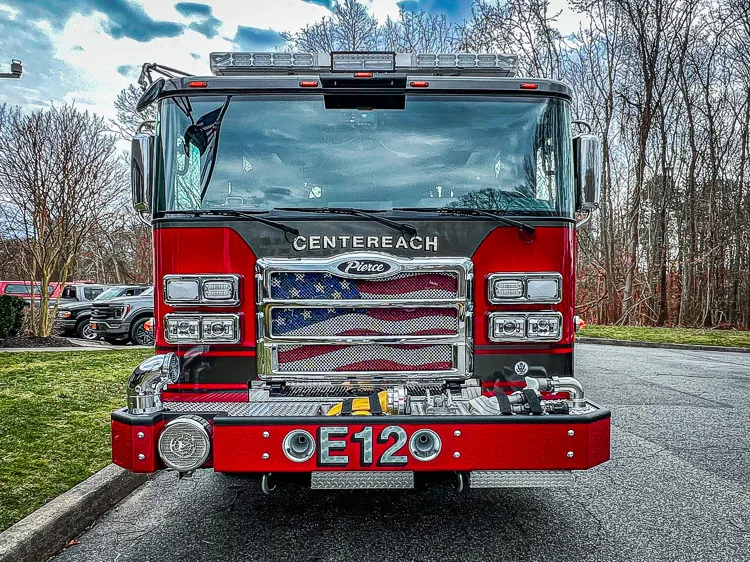Pierce Enforcer Pumper exterior view, photo 2 of 56