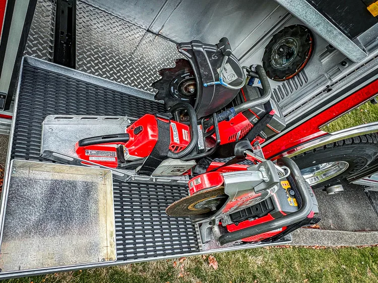 Pierce Enforcer Pumper exterior view, photo 21 of 56