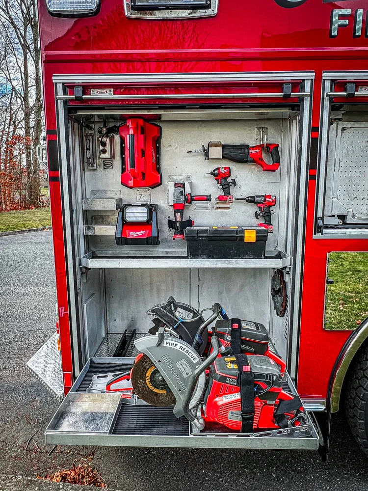 Pierce Enforcer Pumper exterior view, photo 22 of 56