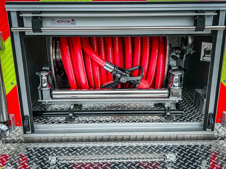 Pierce Enforcer Pumper exterior view, photo 25 of 56