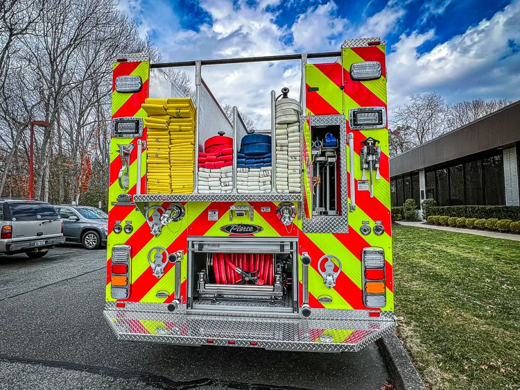 Pierce Enforcer Pumper exterior view, photo 26 of 56