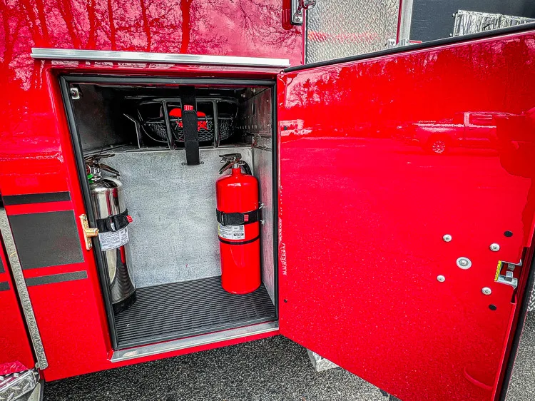 Pierce Enforcer Pumper exterior view, photo 34 of 56