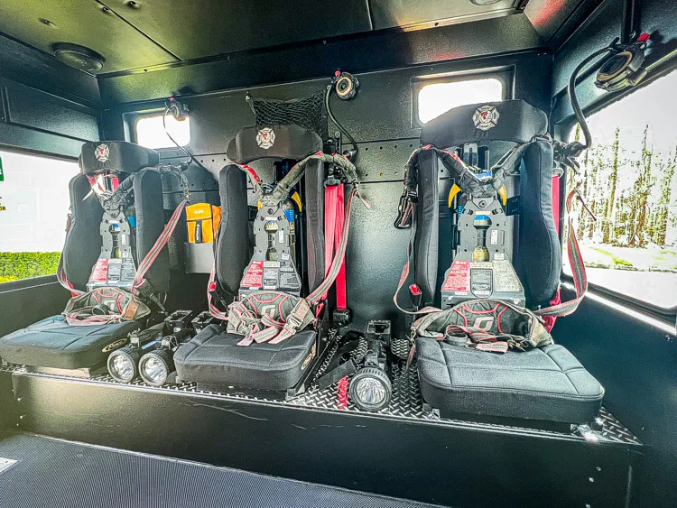 Pierce Enforcer Pumper exterior view, photo 44 of 56