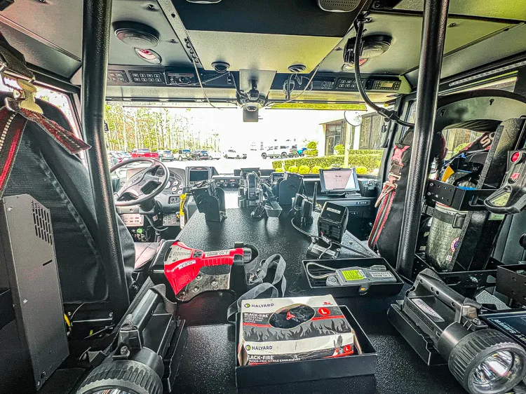 Pierce Enforcer Pumper exterior view, photo 49 of 56