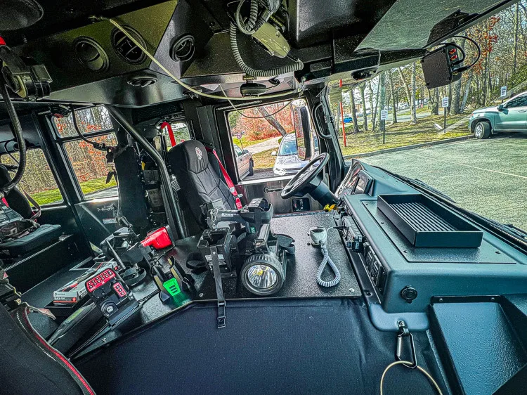 Pierce Enforcer Pumper exterior view, photo 54 of 56