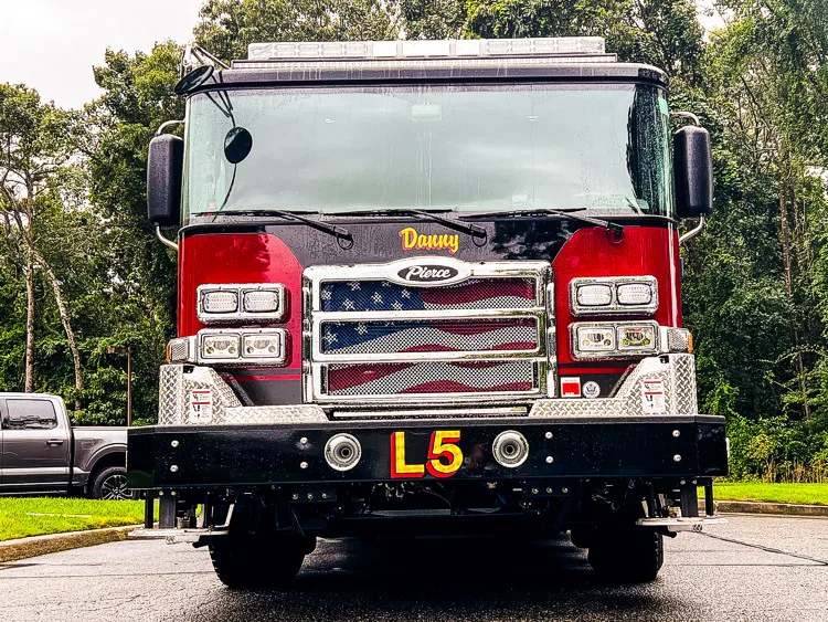 Pierce Enforcer Aerial exterior view, photo 2 of 46