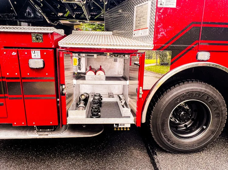 Pierce Enforcer Aerial exterior view, photo 30 of 46