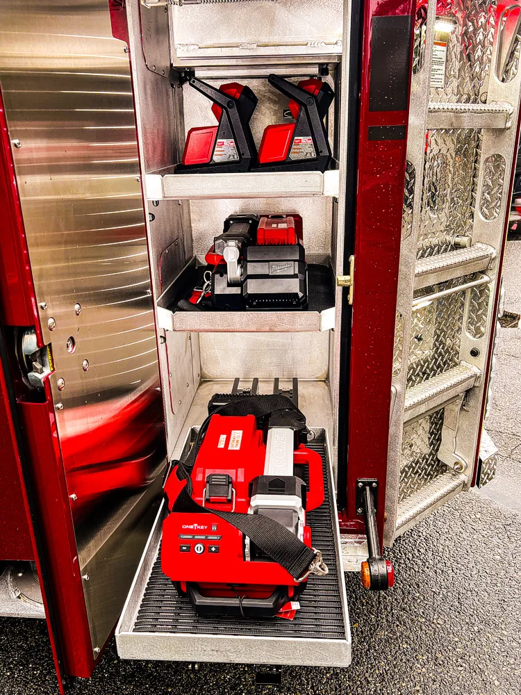 Pierce Enforcer Aerial exterior view, photo 34 of 46