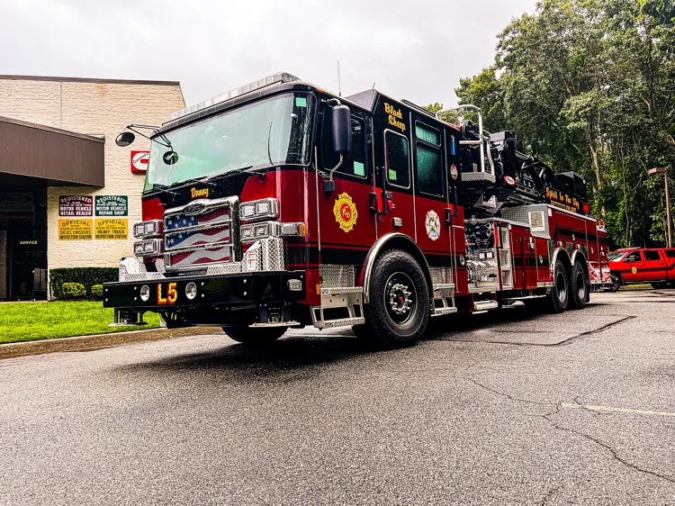 Pierce Enforcer Aerial exterior view, photo 4 of 46