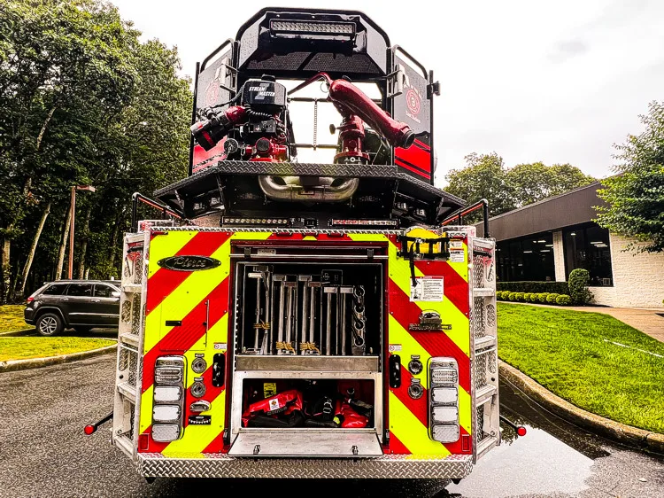 Pierce Enforcer Aerial exterior view, photo 44 of 46