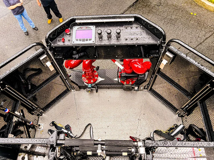 Pierce Enforcer Aerial exterior view, photo 45 of 46