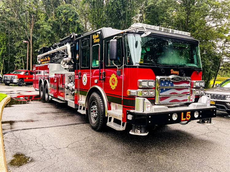 Pierce Enforcer Aerial exterior view, photo 5 of 46