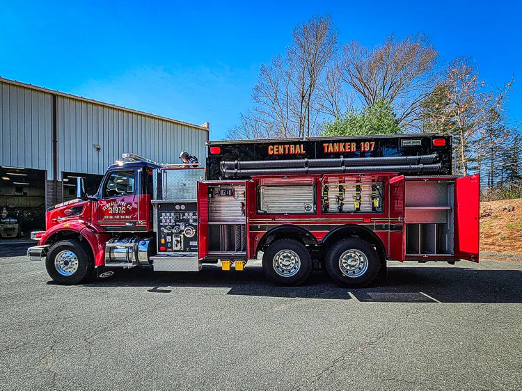 Pierce Saber Tanker exterior view, photo 16 of 42