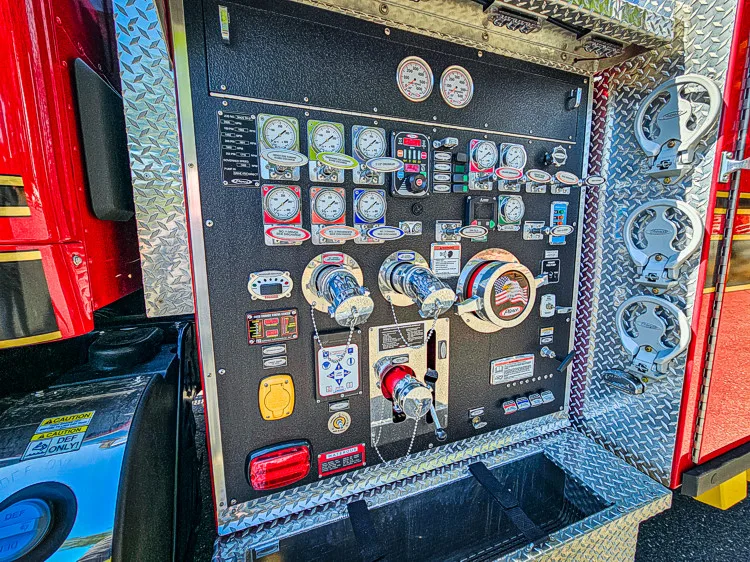 Pierce Saber Tanker exterior view, photo 32 of 42