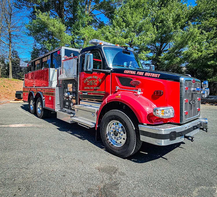 Pierce Saber Tanker exterior view, photo 7 of 42