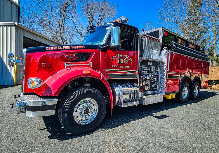 Pierce Saber Tanker exterior view, photo 9 of 42