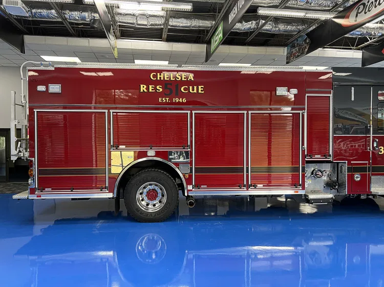 Pierce Enforcer Pumper exterior view, photo 8 of 39
