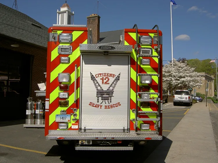 Rear view showing chevrons and closed rear door panel