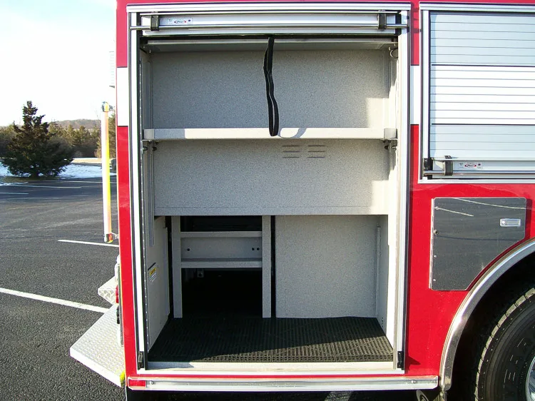 Pierce Saber exterior view, photo 17 of 25