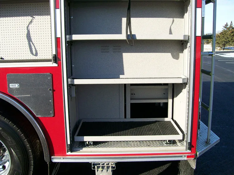 Pierce Saber exterior view, photo 22 of 25