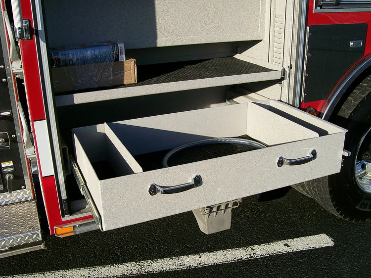 Pierce Saber exterior view, photo 8 of 25