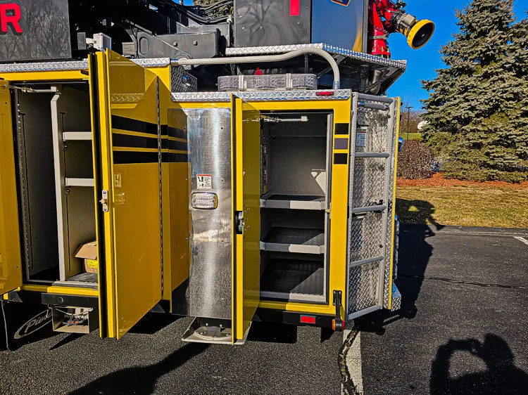 Pierce Arrow Aerial exterior view, photo 19 of 55