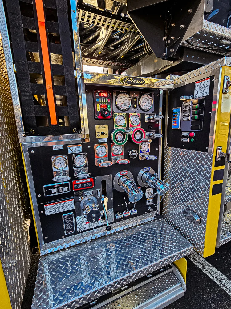 Pierce Arrow Aerial exterior view, photo 43 of 55