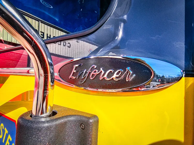 Pierce Enforcer Pumper exterior view, photo 19 of 65
